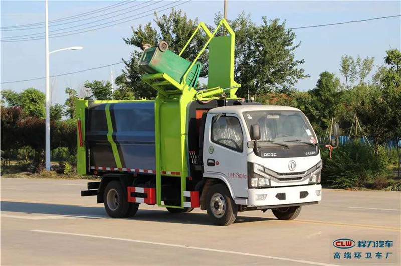 國(guó)六東風(fēng)小多利卡掛桶式垃圾車(chē) 高效物流解決方案與車(chē)輛特性解析